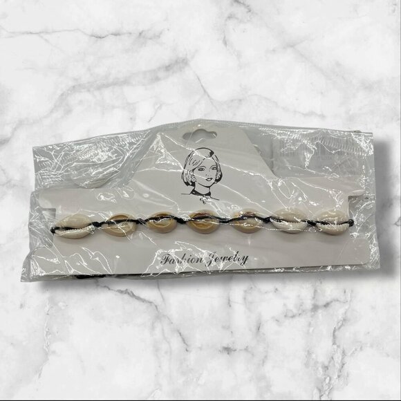 Fashion Jewelry Shell & Pearl Sea Inspired Necklace For Teen Girls - Picture 6 of 7